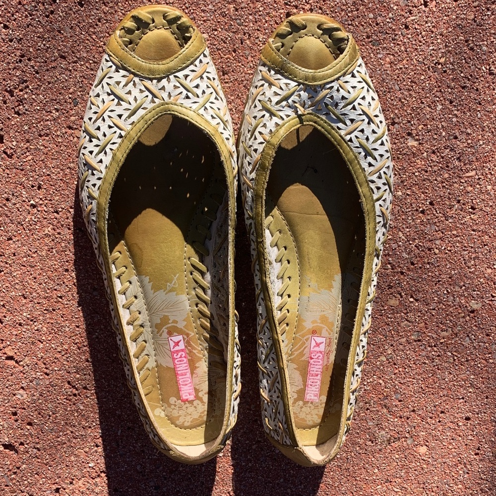 Pikolino Women's woven leather open toe flats